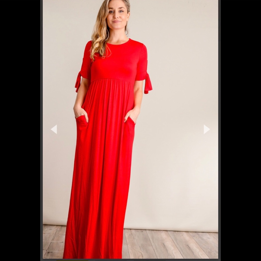 SALE ❤️🥰 Red Three Quarter Sleeve Maxi Dress😍🥰